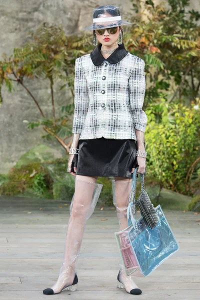 Look 71